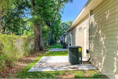 2425 E Johnson Ave #G, Pensacola, FL 32514 - Photo 11