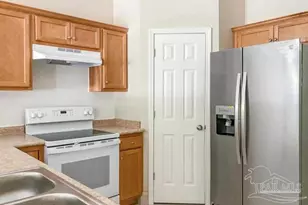2425 E Johnson Ave, Pensacola, FL 32514 - Photo 5