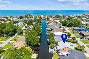 1613 Kalakaua Ct, Gulf Breeze, FL 32563 - Photo 7
