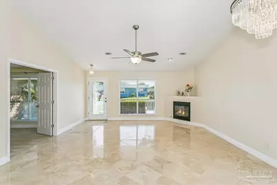 1613 Kalakaua Ct, Gulf Breeze, FL 32563 - Photo 17