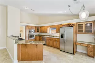 1613 Kalakaua Ct, Gulf Breeze, FL 32563 - Photo 23