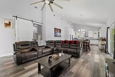 279 Seamarge Ln, Pensacola, FL 32507 - Photo 9