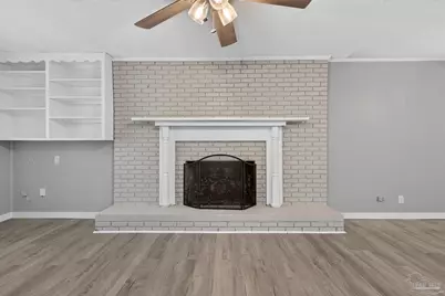 6425 Aspen Ave, Milton, FL 32570 - Photo 7
