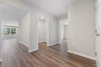 8076 Majestic Cypress Dr, Milton, FL 32583 - Photo 9
