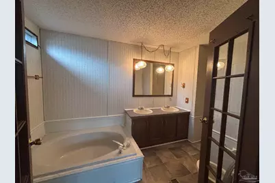 4008 Scottsdale Ave, Pace, FL 32571 - Photo 15
