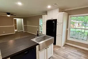 6923 Datura St, Milton, FL 32570 - Photo 7