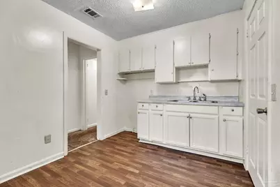 33 Kennington Dr, Pensacola, FL 32507 - Photo 5