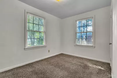 33 Kennington Dr, Pensacola, FL 32507 - Photo 7