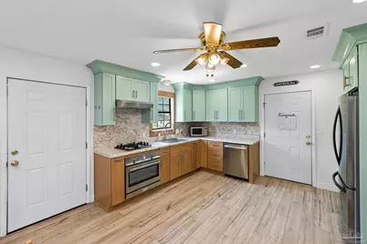 8939 Eagle Nest Dr, Navarre, FL 32566 - Photo 13