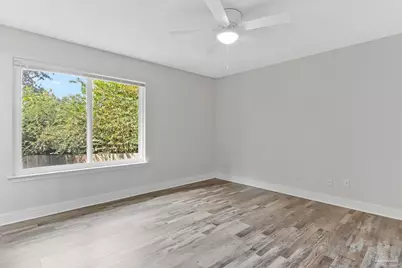 5409 Pond View Dr, Milton, FL 32570 - Photo 19