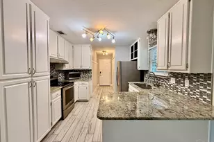 2460 Houston Cir, Gulf Breeze, FL 32563 - Photo 9
