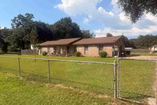 224 Caroline St, Pensacola, FL 32534 - Photo 1