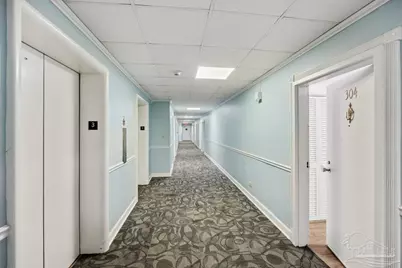 825 Bayshore Dr #304, Pensacola, FL 32507 - Photo 13