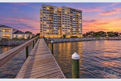 825 Bayshore Dr #304, Pensacola, FL 32507 - Photo 1