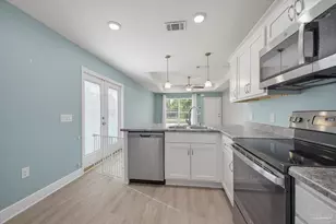 800 W Detroit Blvd, Pensacola, FL 32534 - Photo 7