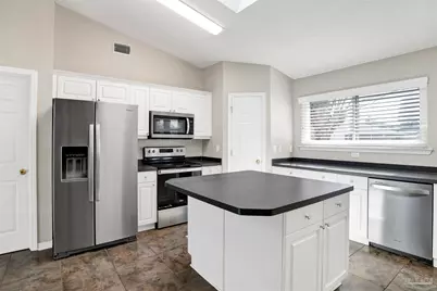 512 Batten Blvd, Pensacola, FL 32507 - Photo 9