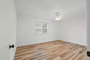 1200 Shoreline Dr, Gulf Breeze, FL 32561 - Photo 25