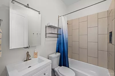 811 N Reus St, Pensacola, FL 32501 - Photo 11