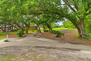 2430 Cove Rd, Navarre, FL 32566 - Photo 61