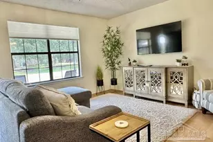 5385 Camile Gardens Circle, Milton, FL 32570 - Photo 5