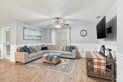 9466 Lutoo Ln, Pensacola, FL 32526 - Photo 7