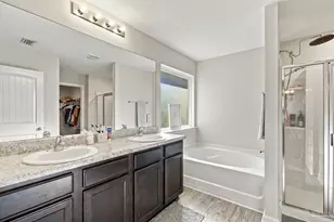 9466 Lutoo Ln, Pensacola, FL 32526 - Photo 25