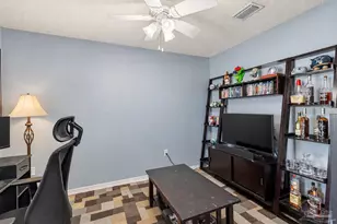 2410 Ennis Ct, Navarre, FL 32566 - Photo 15