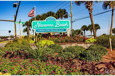 2410 Ennis Ct, Navarre, FL 32566 - Photo 51