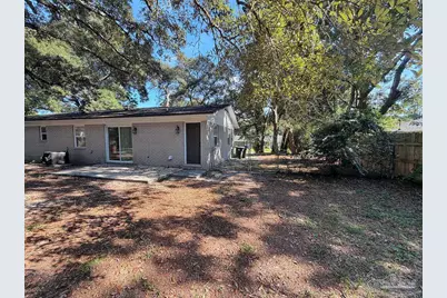 8240 Sedgefield Dr, Pensacola, FL 32507 - Photo 31