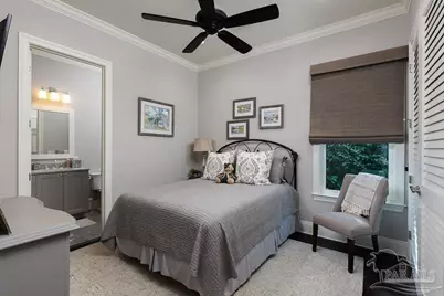 128 Highpoint Dr, Gulf Breeze, FL 32561 - Photo 39