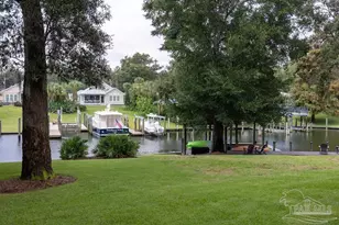128 Highpoint Dr, Gulf Breeze, FL 32561 - Photo 55