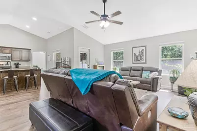 3501 Jubilee Dr, Pace, FL 32571 - Photo 9