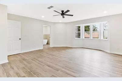 5720 Avenida Robledal, Pensacola, FL 32504 - Photo 7