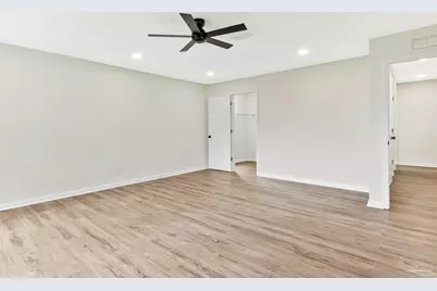 5720 Avenida Robledal, Pensacola, FL 32504 - Photo 61