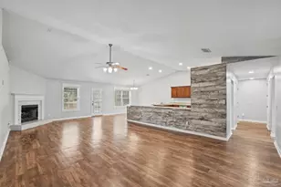 1668 Hollow Point Dr, Cantonment, FL 32533 - Photo 9