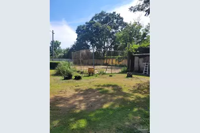 1211 W 9 1/2 Mile Rd, Cantonment, FL 32533 - Photo 5