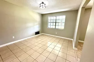 308 Vera St, Pensacola, FL 32514 - Photo 7