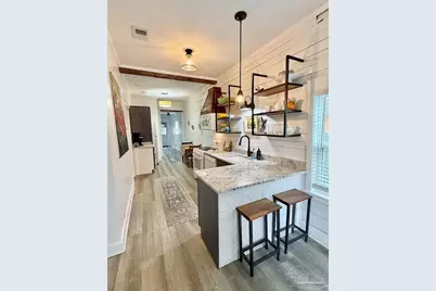610 W La Rua St, Pensacola, FL 32501 - Photo 3
