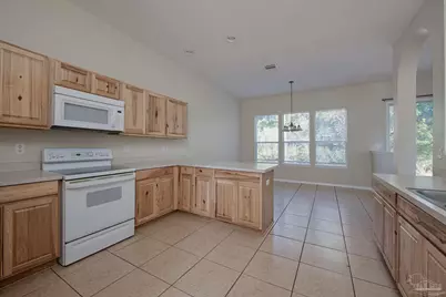 2106 Middleton Dr, Navarre, FL 32566 - Photo 13