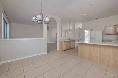 2106 Middleton Dr, Navarre, FL 32566 - Photo 9