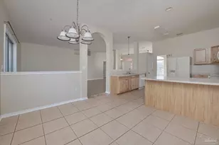 2106 Middleton Dr, Navarre, FL 32566 - Photo 9