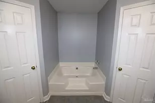 2130 Coral Creek Dr, Pensacola, FL 32506 - Photo 17