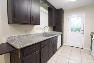 7859 Bay Meadows Dr, Pensacola, FL 32507 - Photo 9