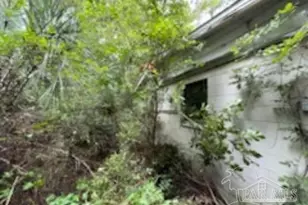 7350 Munson Hwy, Milton, FL 32570 - Photo 11