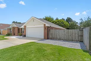 7595 Marthas Way, Navarre, FL 32566 - Photo 3