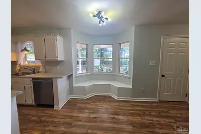 6031 Hamilton Bridge Rd, Milton, FL 32570 - Photo 9