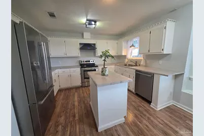 6031 Hamilton Bridge Rd, Milton, FL 32570 - Photo 7