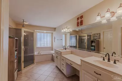 4252 Lancaster Gate Dr, Pace, FL 32571 - Photo 17