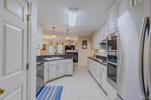 4252 Lancaster Gate Dr, Pace, FL 32571 - Photo 33