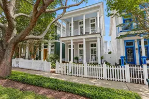 31 E Gathering Green, Pensacola, FL 32502 - Photo 1
